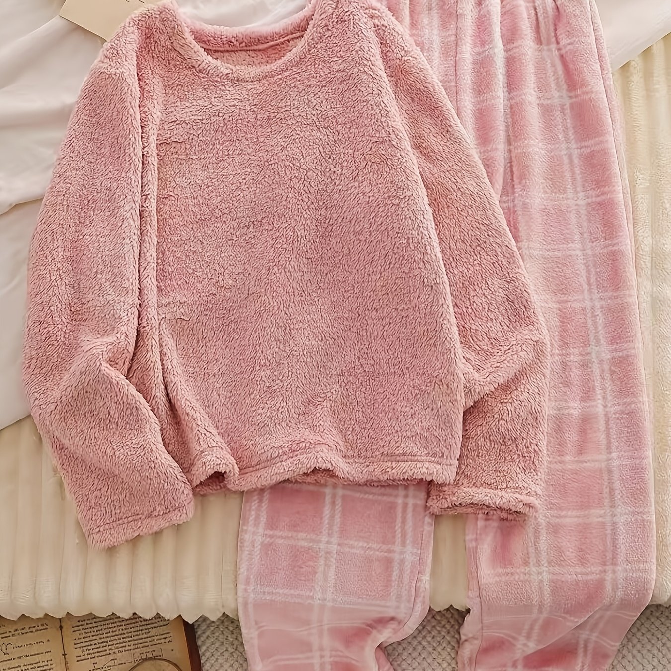 TEMU Autumn/winter Plush Pink Long-sleeve Top With Pants Women's Warm Soft Comfortable Pajama Set