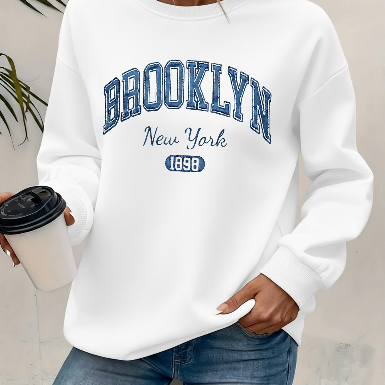 TEMU Women's Stylish Round-neck Sweatshirt, Featuring A Printed Design, Perfect For Autumn And Winter With Added Fleece