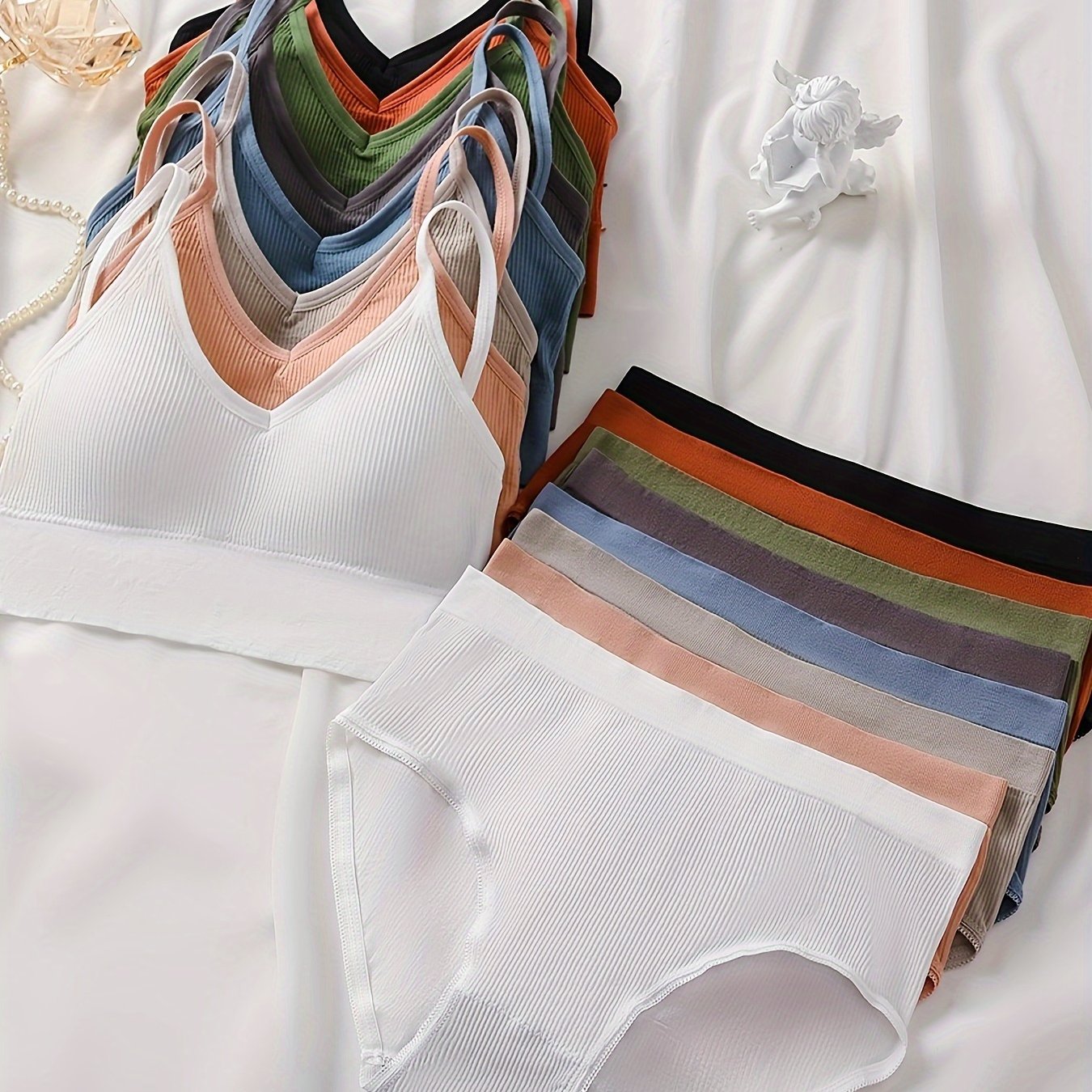 - Casual And Comfortable Set