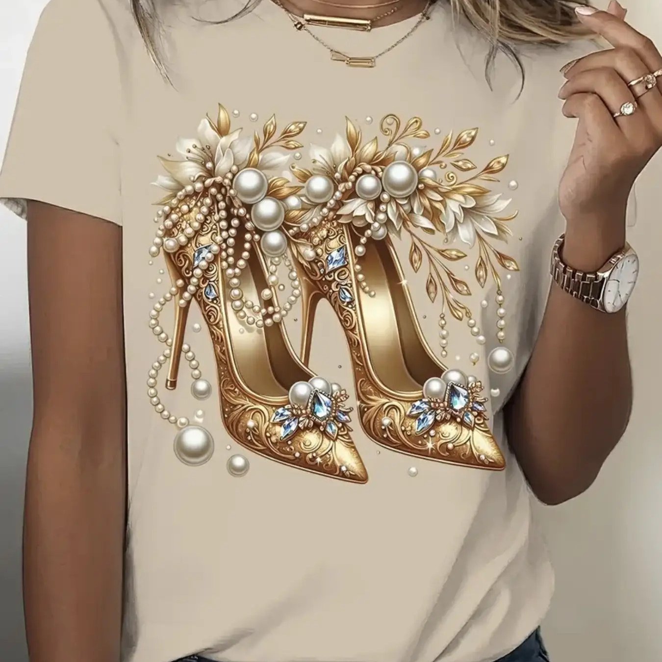 TEMU Women's Clothing, Ladies' Elegant And Shiny Golden And -embellished T-shirt - Loose Round Neck Short-sleeved Top, Medium -washable Fabric,