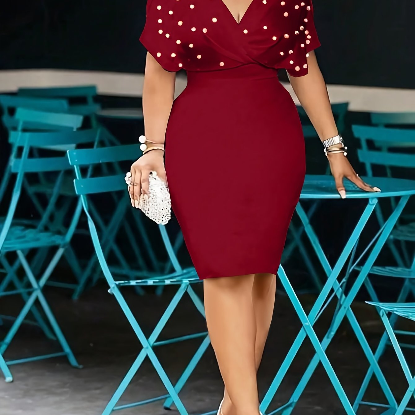 E-shop Elegantes Damen-Kleid für Frühling/Sommer mit gekreuztem V-Ausschnitt, Perlenbesatz, Fledermausärmeln, kurzen Ärmeln, Midilänge figurbetonter