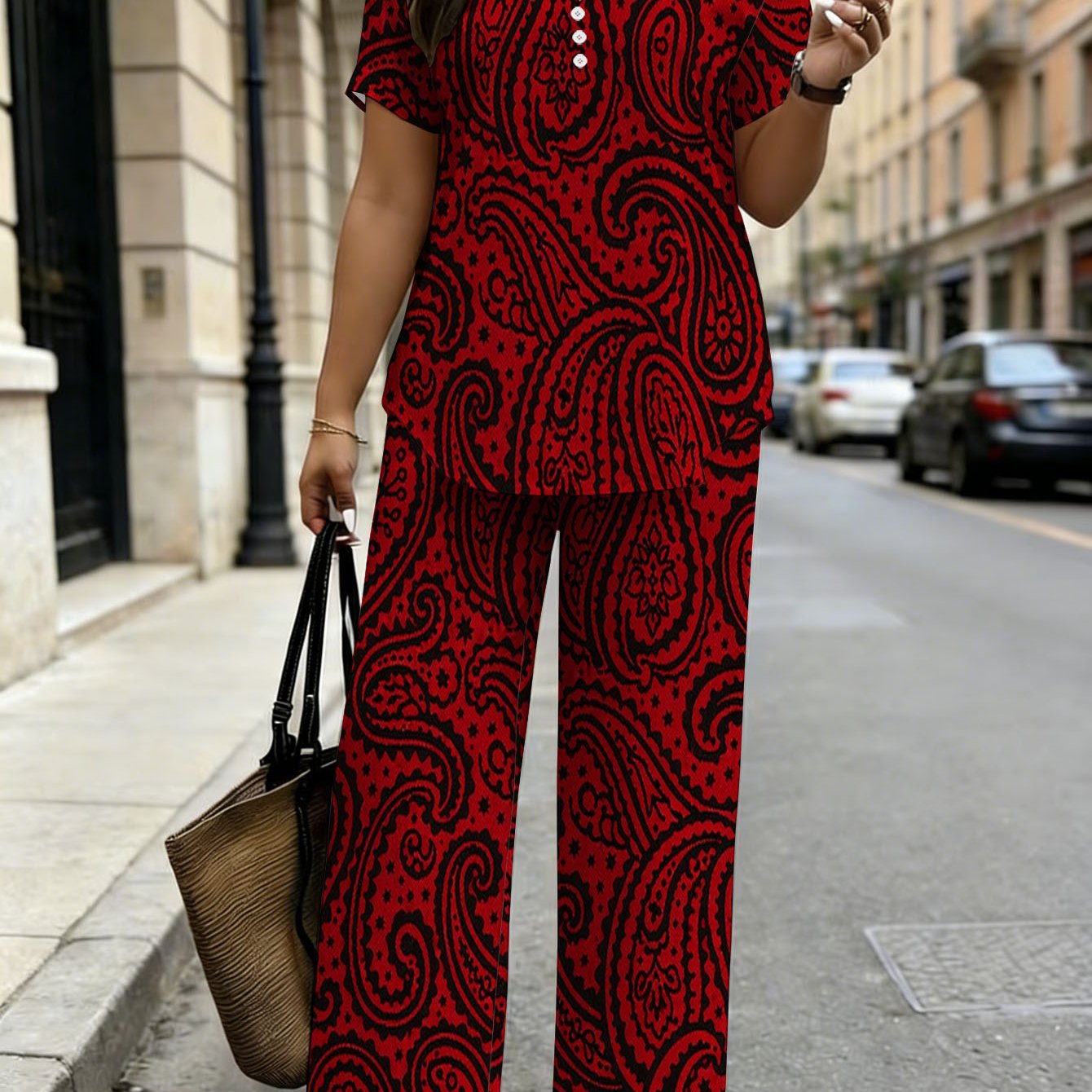 Image of Plus Size, Plus Size Women Fashion 2pcs Set. Red And Black Paisley Print Pattern With Floral And Star Details. Classic Bohemian Style. Suitable For Spring Summer Autumn Wear
