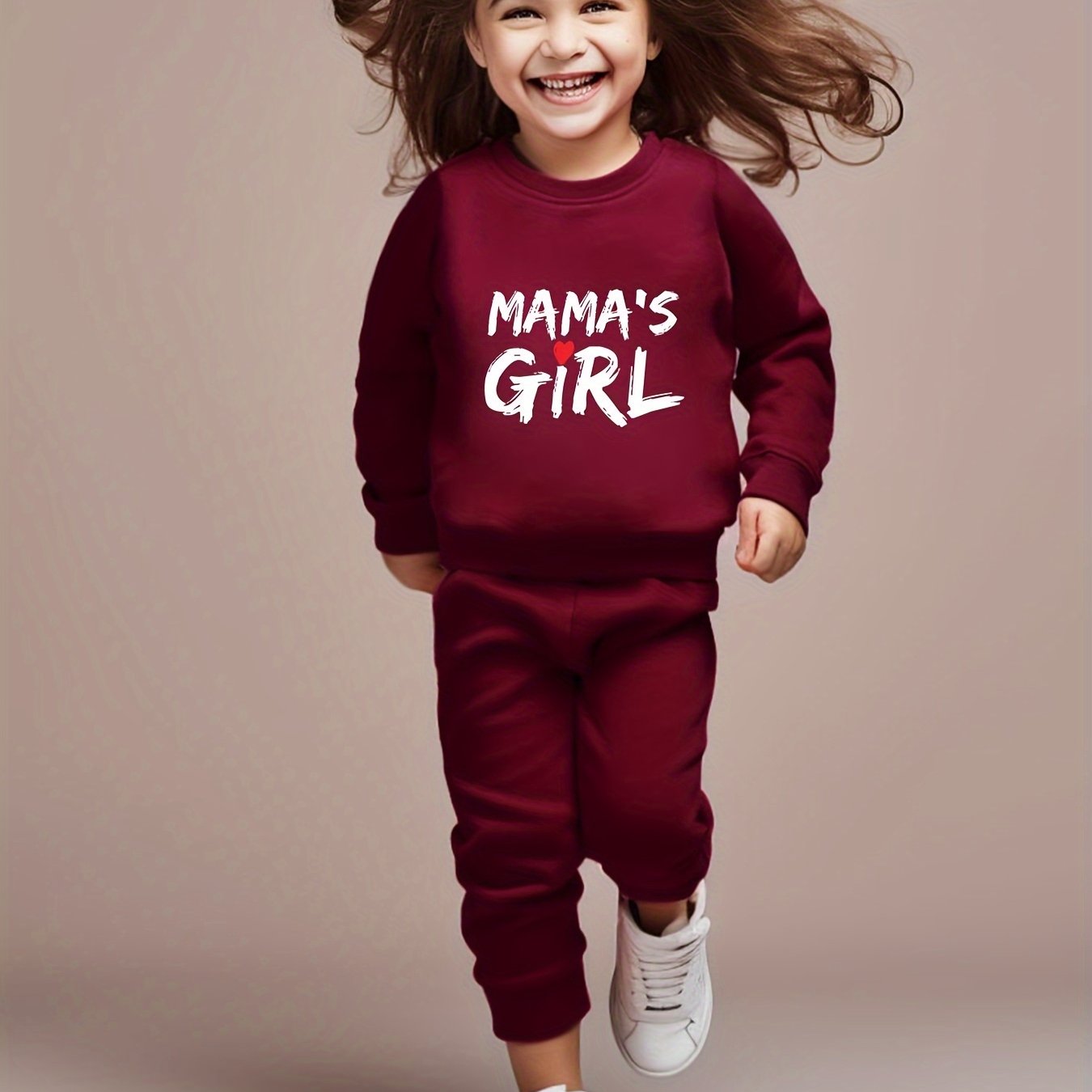 Image of Girls' Round Neck Long-sleeved Sweatshirt Set Mama's Girl Heart Letter Print Versatile Casual Pants Two-piece Set, For Outdoor