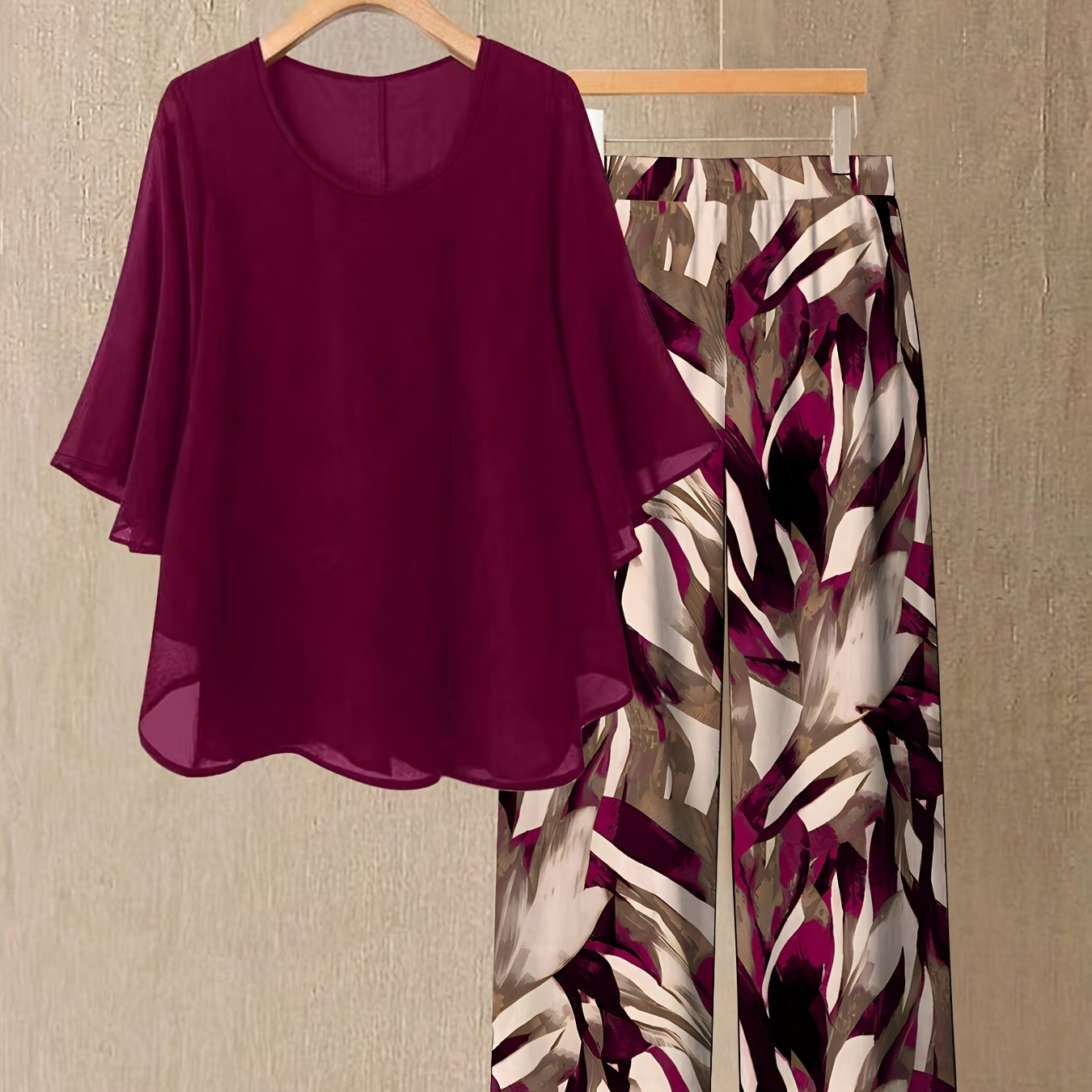 E-shop Plus Size, Elegante Plus-Size 2-teiliges Set mit ausgestellten Ärmeln, Abstrakter Pinselstrich-Druck Weitbeinige Hose, Lockerer Schnitt