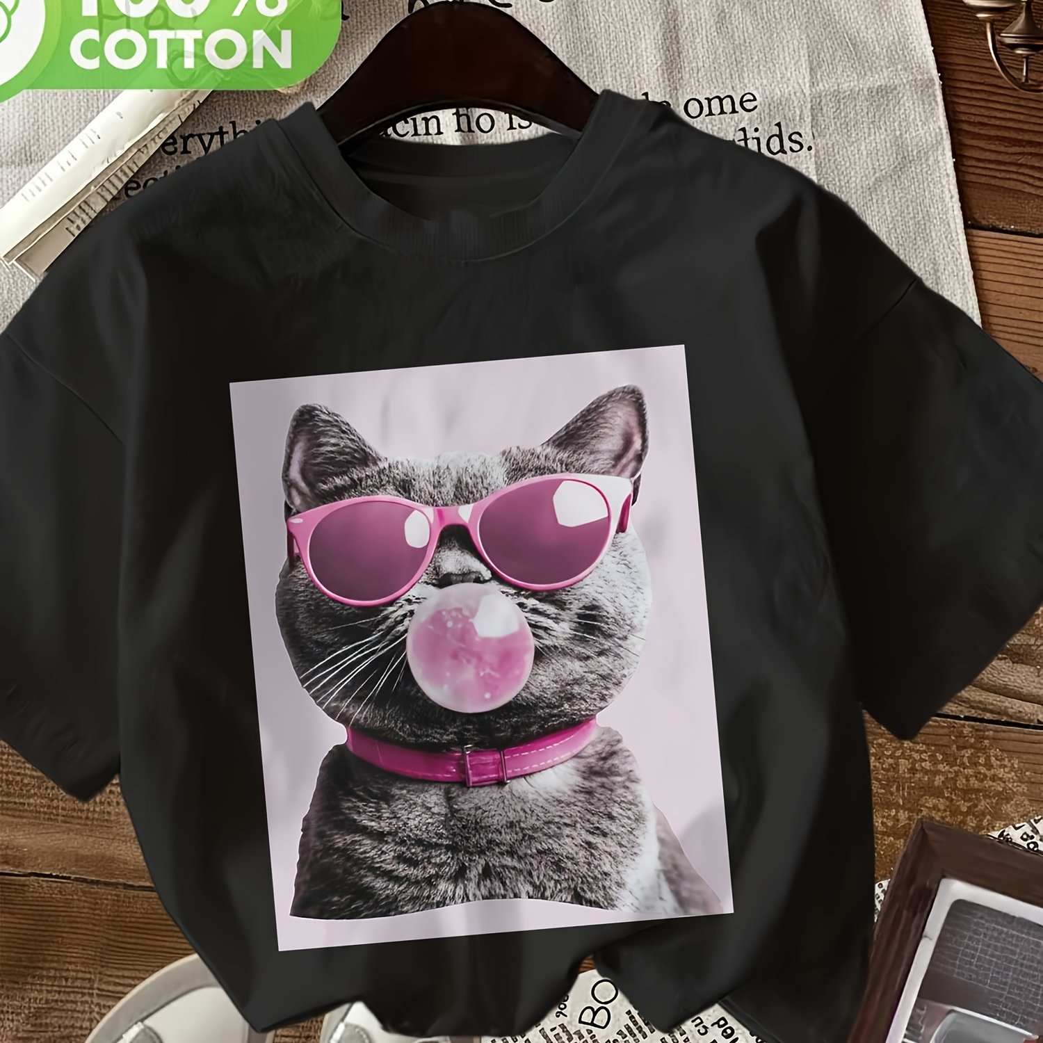 Image of Women's Oversized Cat Fashion Glasses Bubble Gum Print T-shirt - Short Sleeve Round Neck Casual Top, -line Regular Fit Pure Suitable For Spring Summer Casual Attire, Machine Washable Bubble Gum & Cat