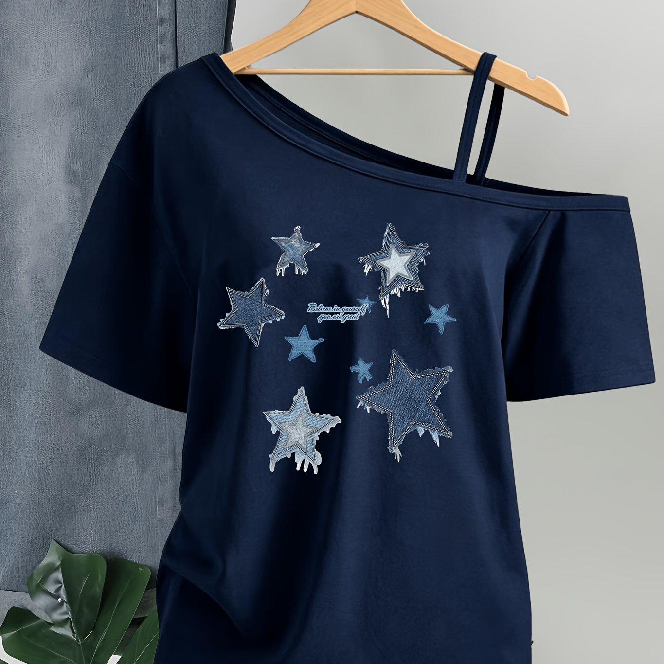 TEMU -pattern Printed Short-sleeve T-shirt, Women's Spring/summer Off-shoulder Top, One-shoulder Diagonal Spaghetti Strap Design, Casual Sportswear