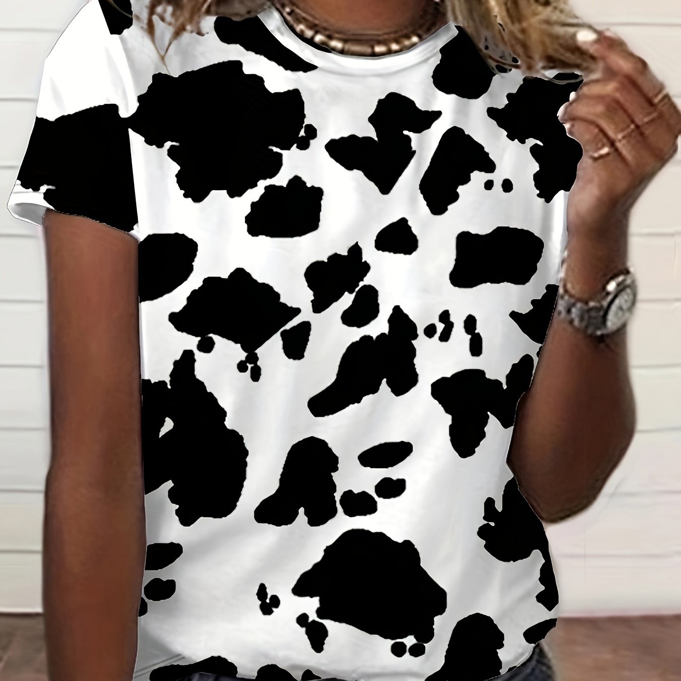 Image of Cow Print Pattern, Summer Women's Casual T-shirt, Fashion Short Sleeve Top, Comfortable Round Neck Regular Fit Tee
