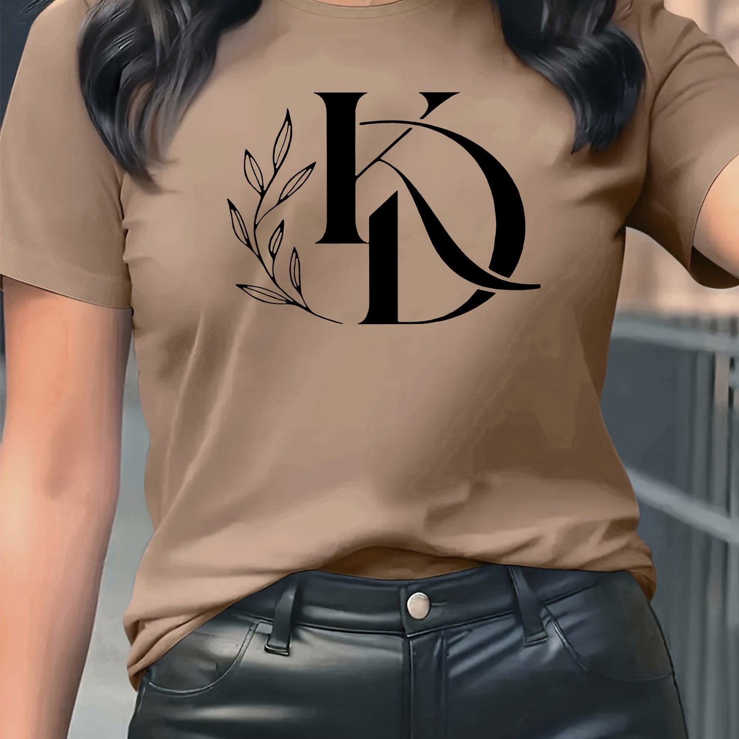 E-shop Lässiges Damen Kurzarm T-Shirt - Stilvoller Druck, Bequem und Atmungsaktiv, Minimalistisches Design, Hochwertige Materialien, Lockere Passform,