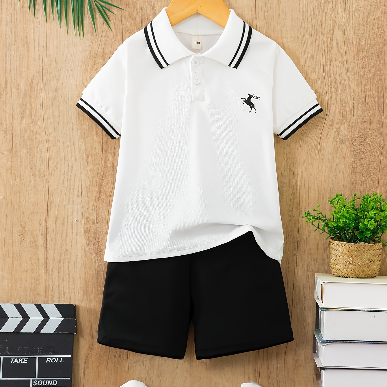Image of 2pcs Set For Young , Summer Style, Shorts Set, White Collar T-shirt With Deer Pattern & Elastic Waist Black Shorts, Color-blocking Outfit, Casual, Comfortable, , Suitable 3-8, For Outdoor