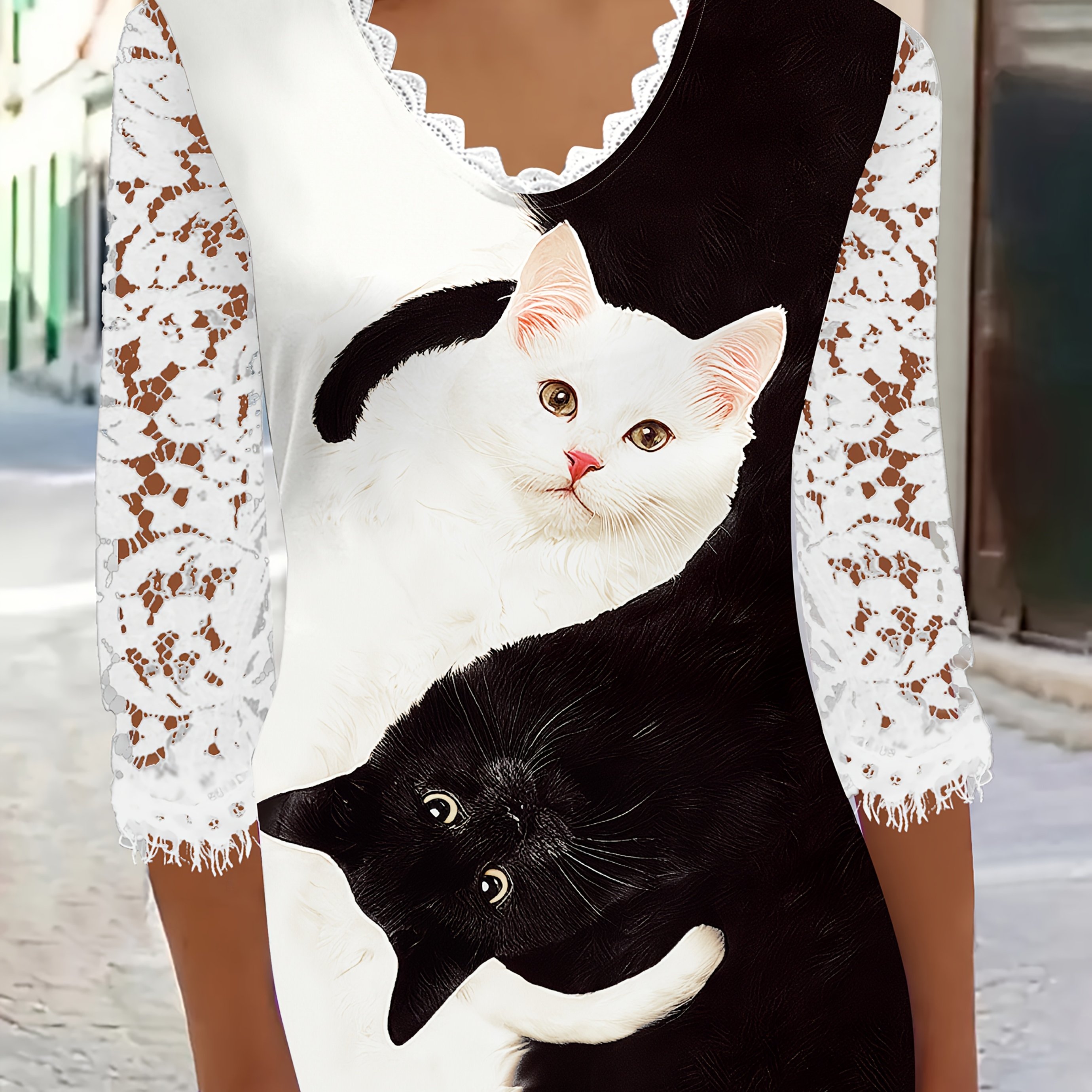 Elegant Women's Lace T-shirt With Black And White Kitten Print