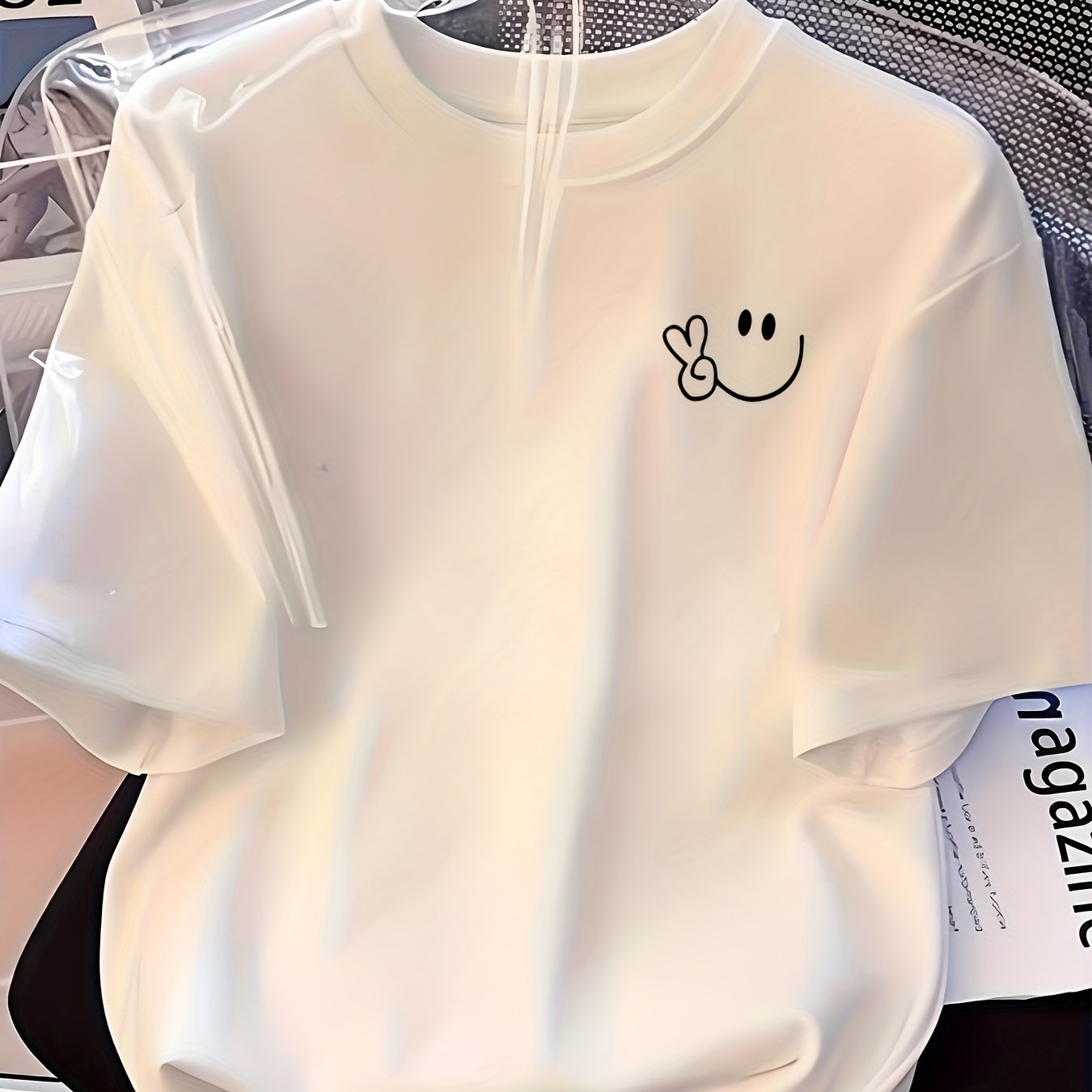 Image of Girls' Short-sleeve T-shirt, New Summer Style With Easy Face Print, Soft And Comfortable For Casual Sports And Festival Gifts
