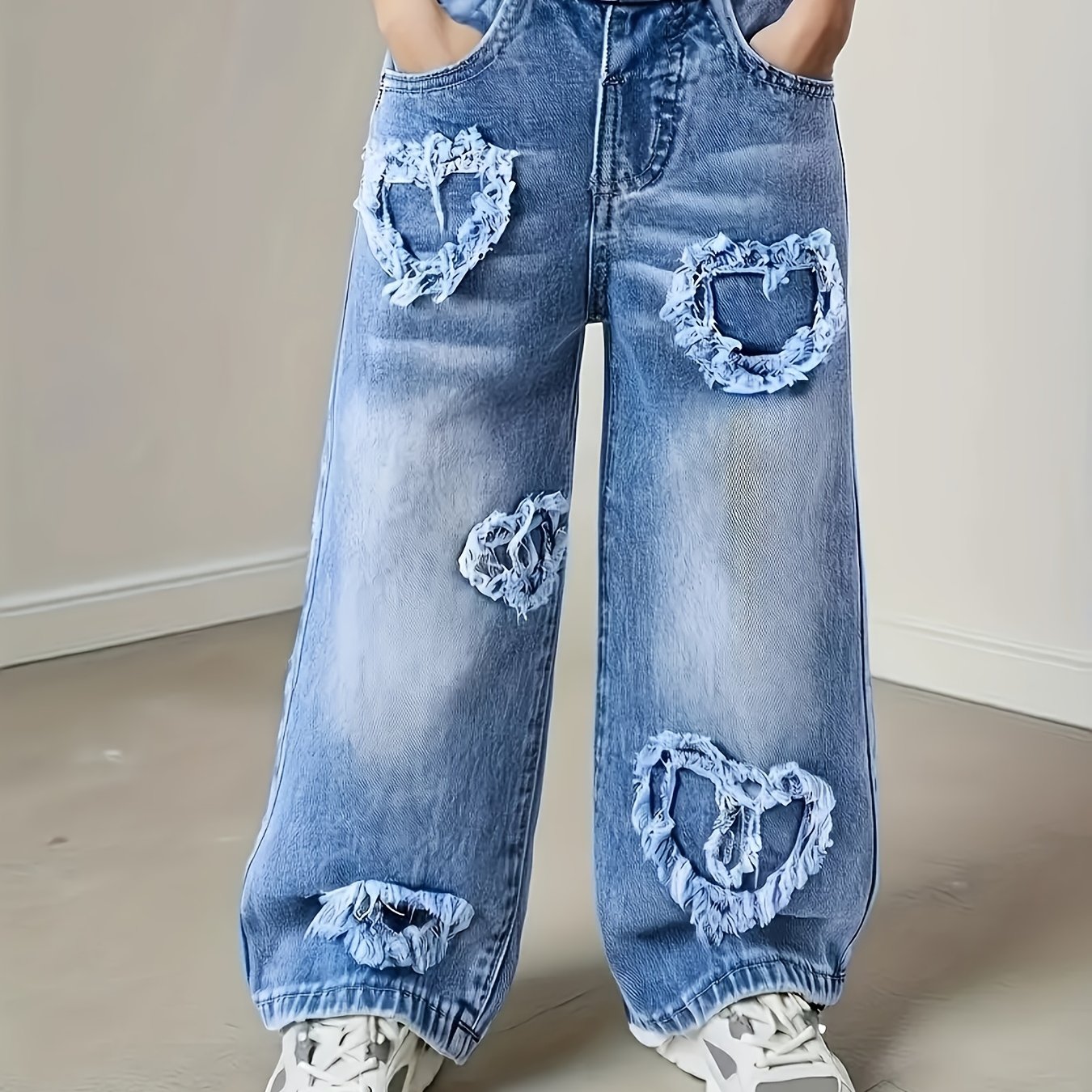Girl's Casual -washed Full-elastic Waist Heart-patch Embroidered Wide-leg Pants With Flat Pockets, The Fashion Outfit