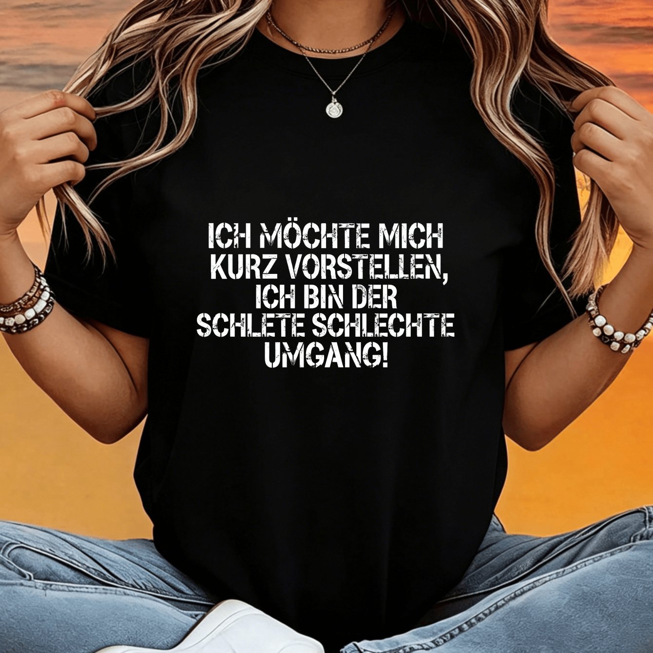 Image of Women's 100% German Text T-shirt - Minimalist German Print Crew Neck Short Sleeve -compatible For Styles | Spring Summer Casual Solid Color | Machine Washable German Design Casual Attire Top