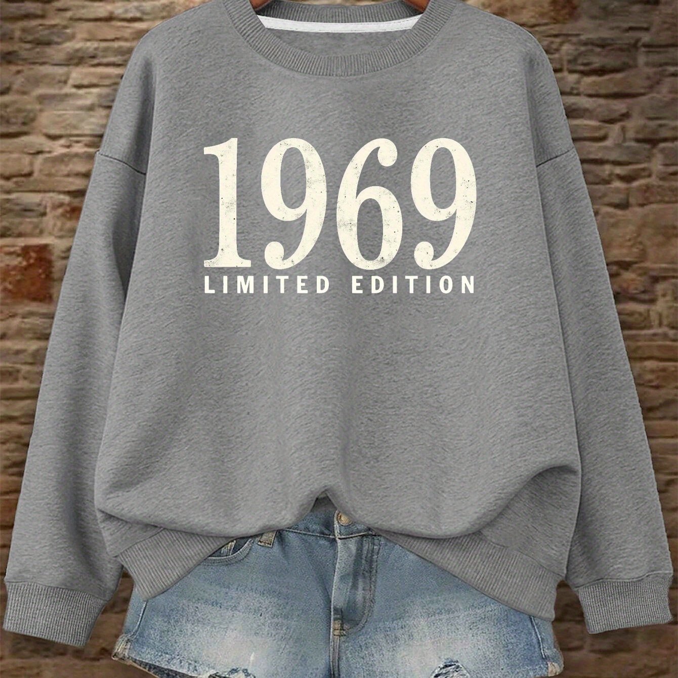 TEMU Women's Plus Size Sweatshirt Featuring A Distressed 1969 Design