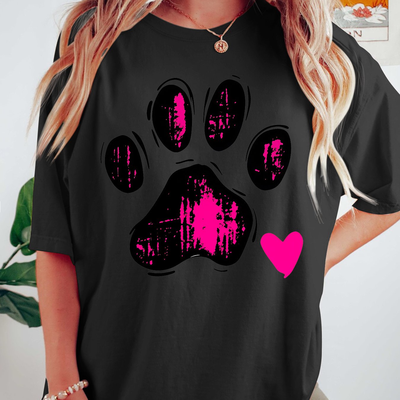 Image of A Paw Print And Pure T-shirt Women's T-shirt High Quality T-shirt For Casual Wear And Everyday Use Gift For