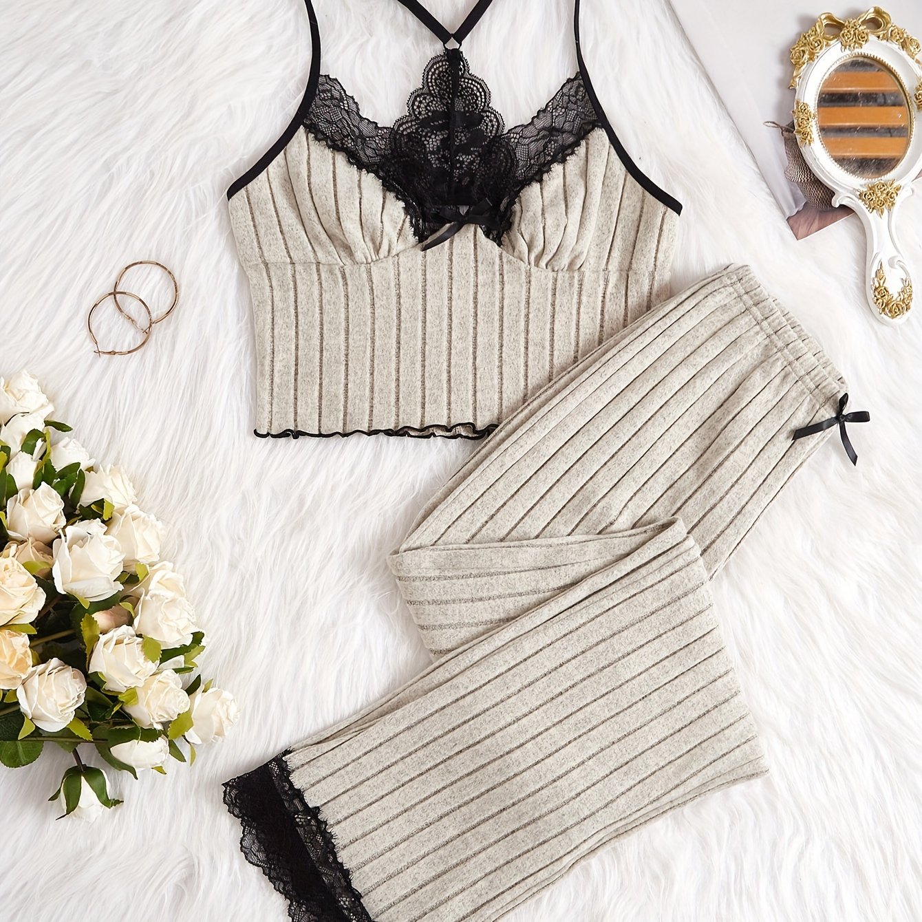 Women's Pajama Set With Contrast Lace Spaghetti Strap And Pants