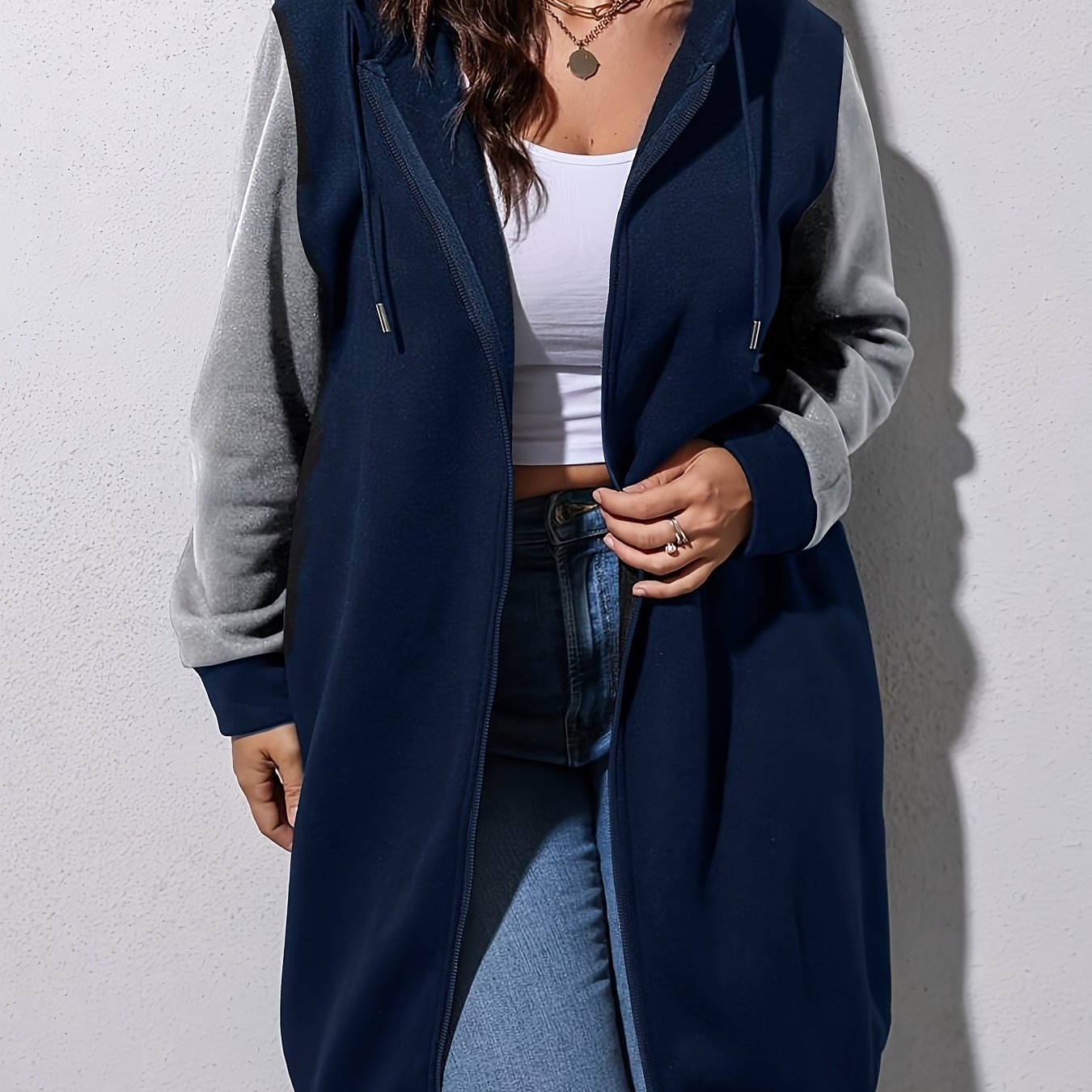Image of Plus Size - Plus Size - Elegant -block Long Hooded Sweatshirt Plus Size Women's Clothing