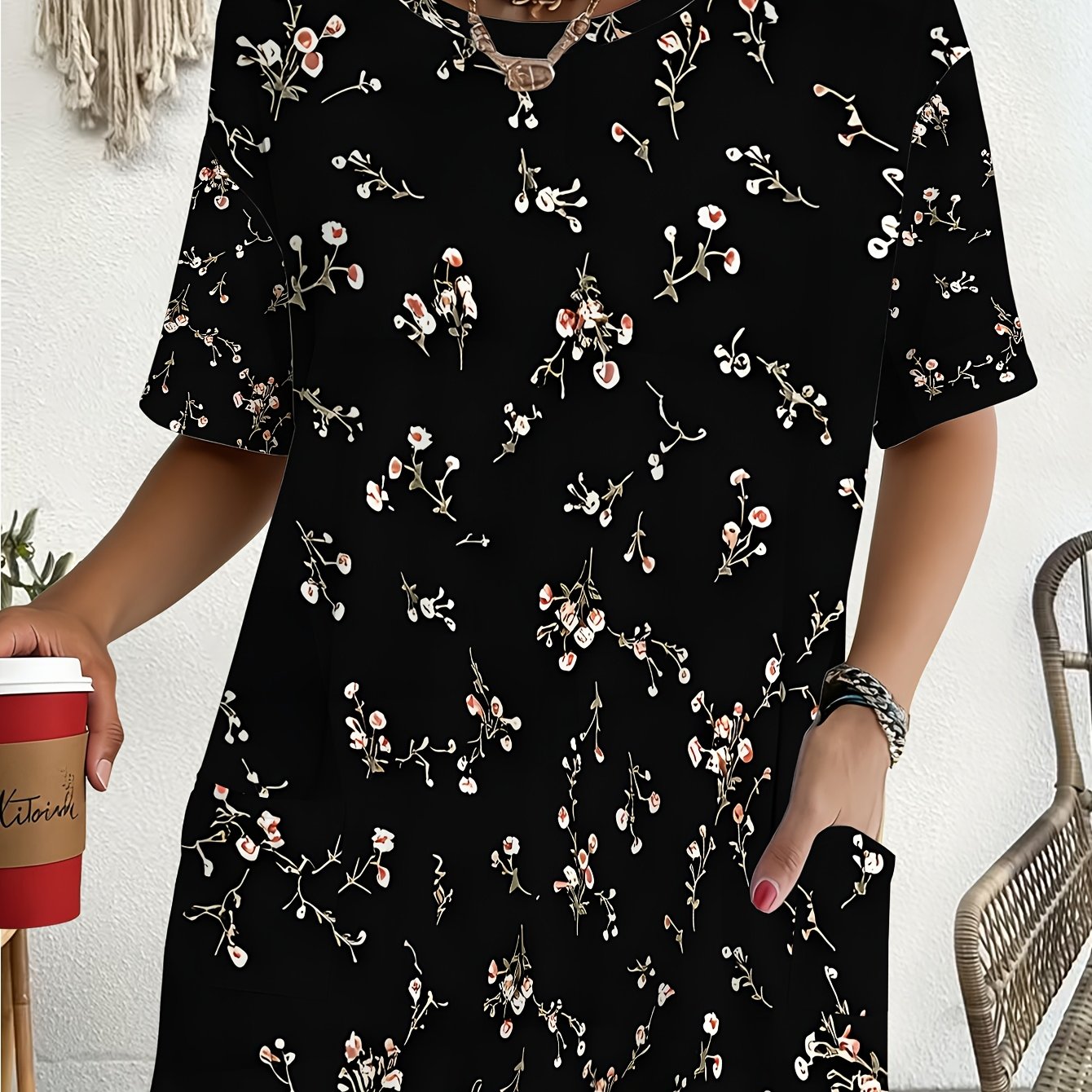 TEMU Women's Plus Size T-shirt With Delicate Floral Pattern, T-shirt For Daily , Campus Life, Beach Vacation, Casual Outing, Gift For Special