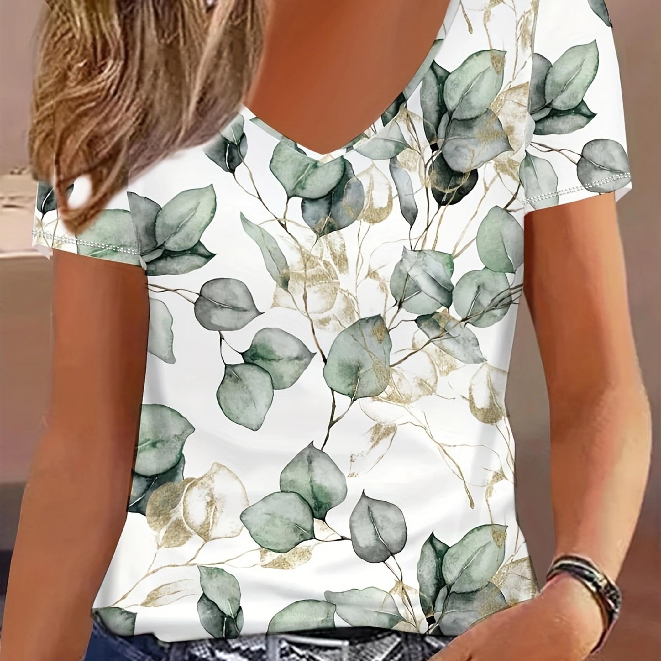 V-neck Short-sleeve Random Print T-shirt