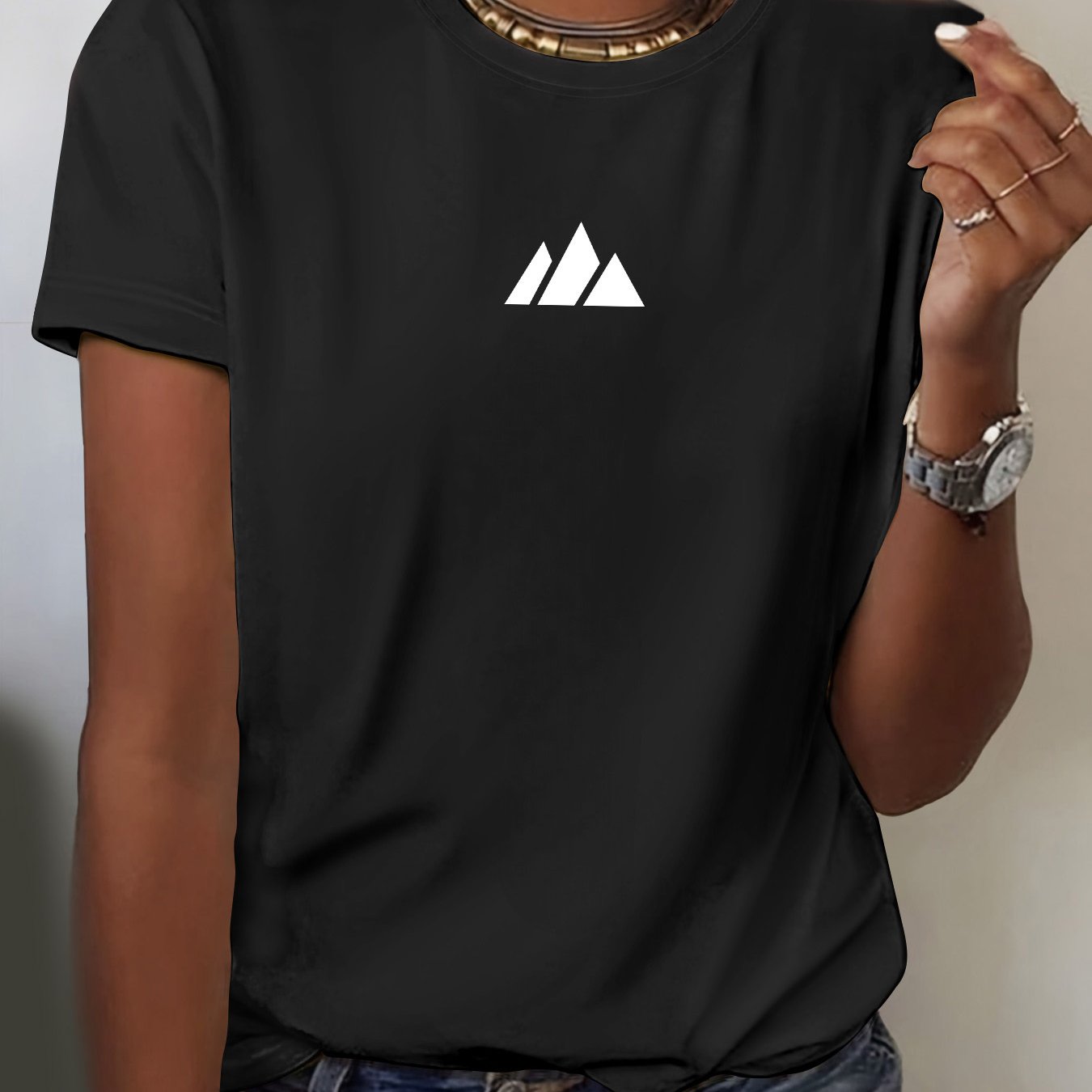 Image of Plus Size - A Mountain Logo Design Plain T-shirt, Women's T-shirt, High-quality T-shirt, Casual Summer Clothing For Outdoor Use, Daily Wear, Gift For Who And Adventure
