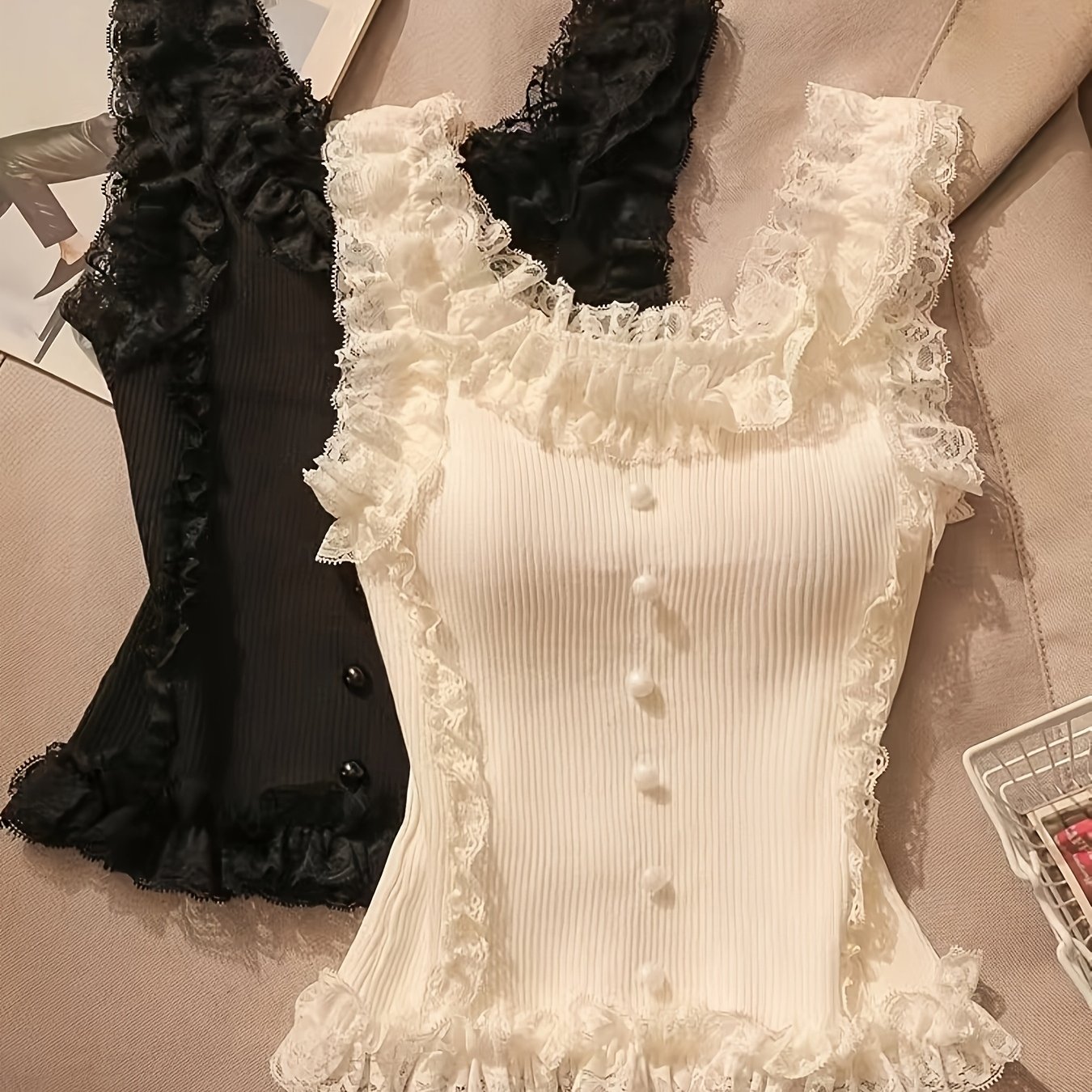 Image of 2pcs Of Sexy Lace Trim Fashion Vest 2025 Summer Outerwear Slim Short Suspender Vest Black And White Inner Sleeveless Base Top High Elasticity
