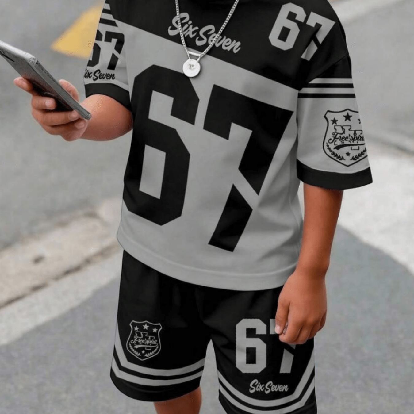 Image of 2pcs Set - Casual Comfortable Minimalist Round-neck Short-sleeved T-shirt And Shorts Set, Style #67, Featuring And Stylish Patterns, Suitable For Children To Use, For Outdoor, Christmas, Halloween