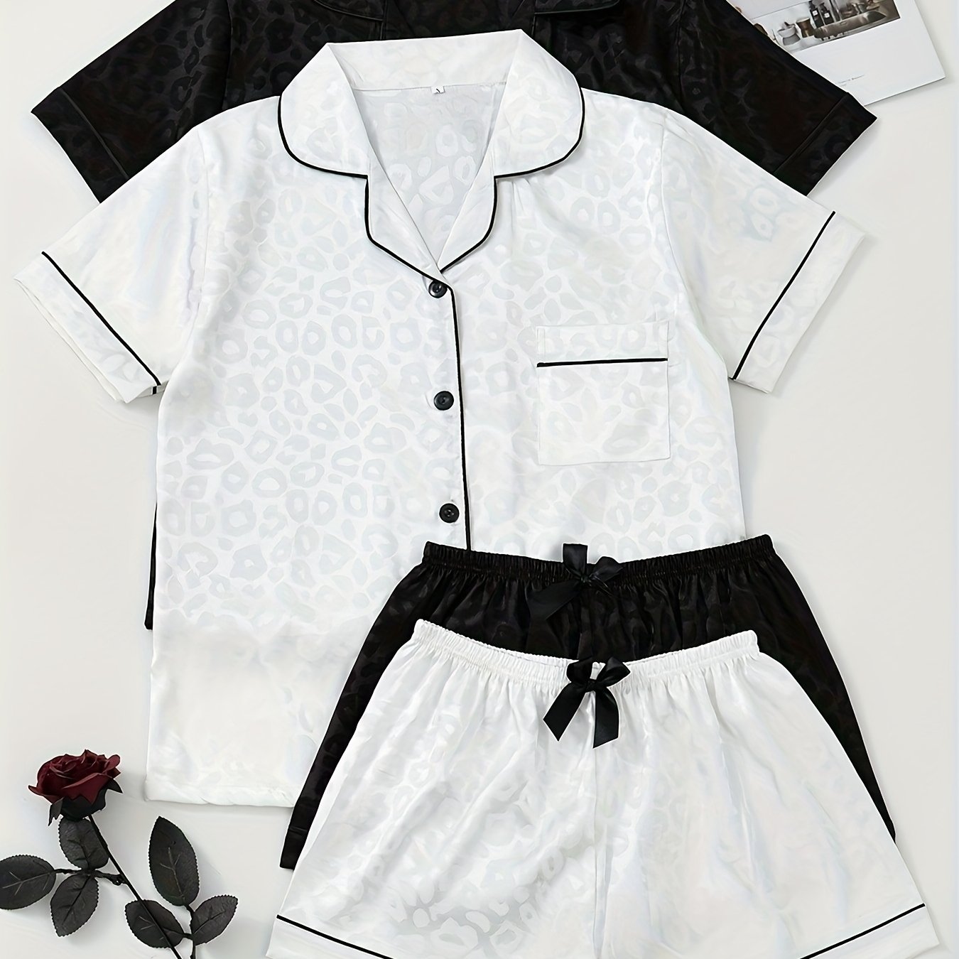 E-shop 2 Sets Damen Leopard Print Jacquard Satin Freizeit Pyjama Sets, Kurzarm Button- Revers Top und Shorts, Bequeme lockere Passform