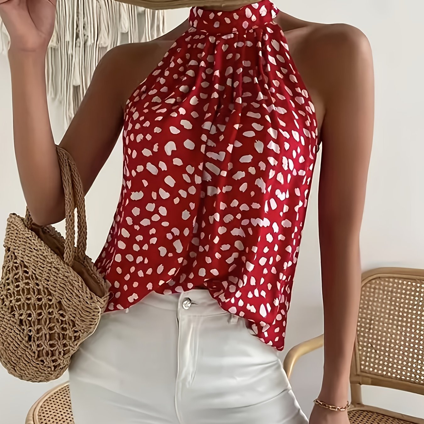 TEMU Directional Elegant Women's Back Tie Fashion Pendant Neckline Vest For Dating