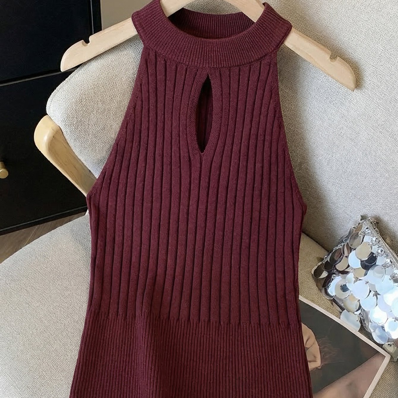 TEMU Korean-style Ins-inspired Sweet-cool Spicy Vibe Niche Hollow-out Design Slim-fit Halter Neck Sleeveless Vest For Women