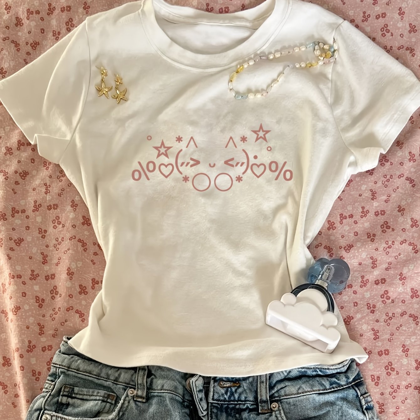 TEMU Cute And Kawaii Line Print, Adorable Heart , Creative Summer Style For, Age-reducing Fun Short-sleeved T-shirt With Regular Fit And Round Neck