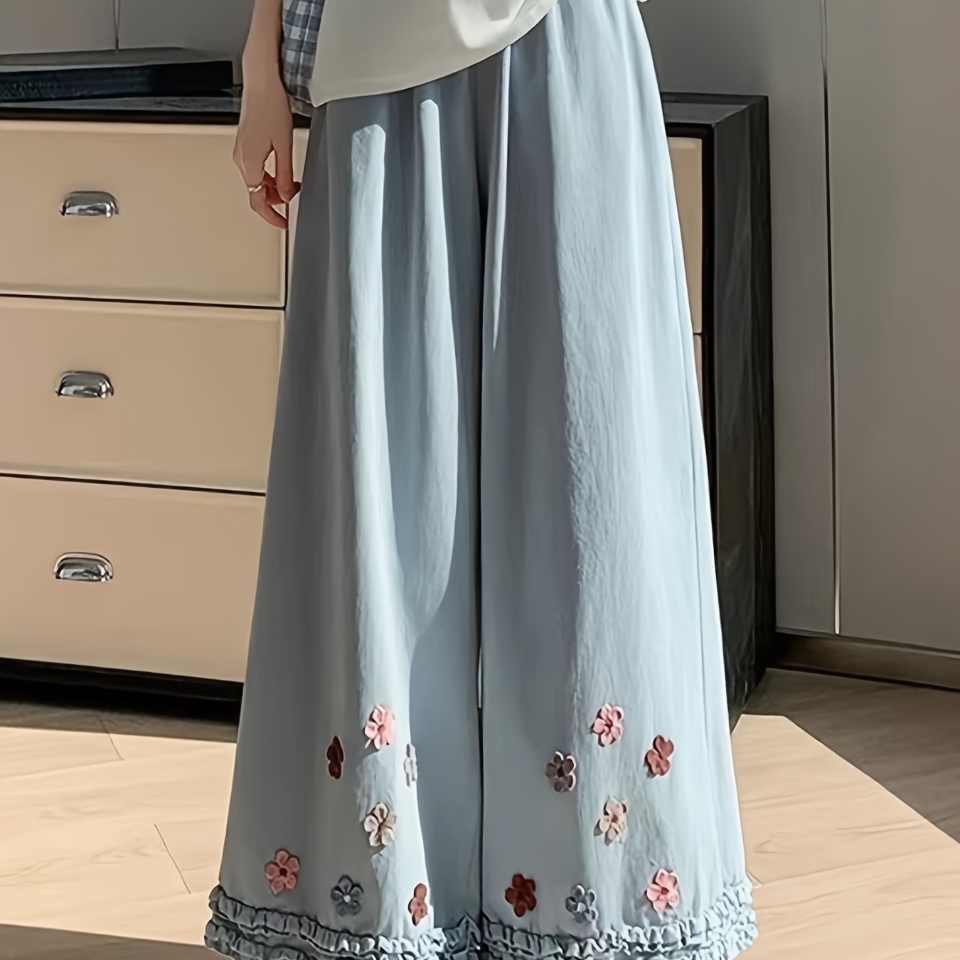 TEMU 【日本のキュートスタイル】なフリルレースカフ、立体的な小さな花、両側に実用的なポケット付きの、快適で通勤に最適な、ゆったりススタイルのゴムウイドレッグパンツ