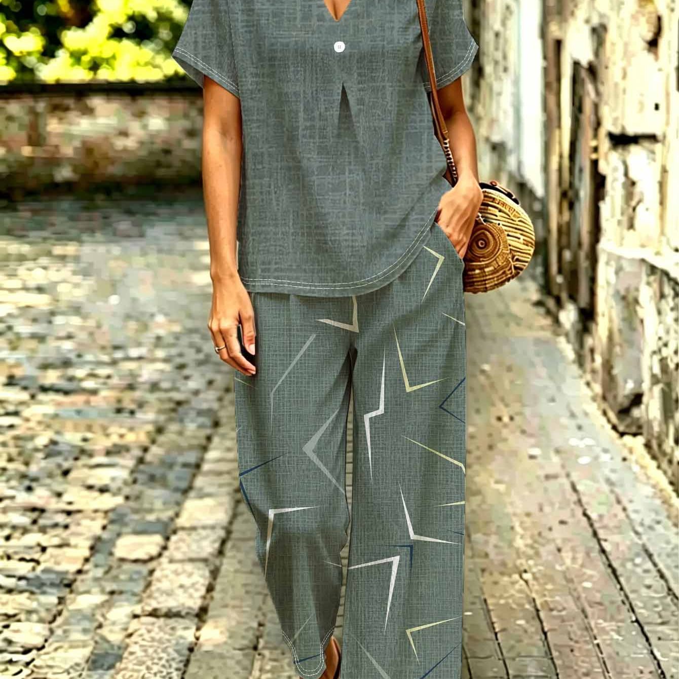 Plus Size Geometric 2pcs Set, Solid Textured V-neck Top, Wide Leg Cropped Pants With , Breathable Fabric, Loose Fit For Loungewear And Vacation