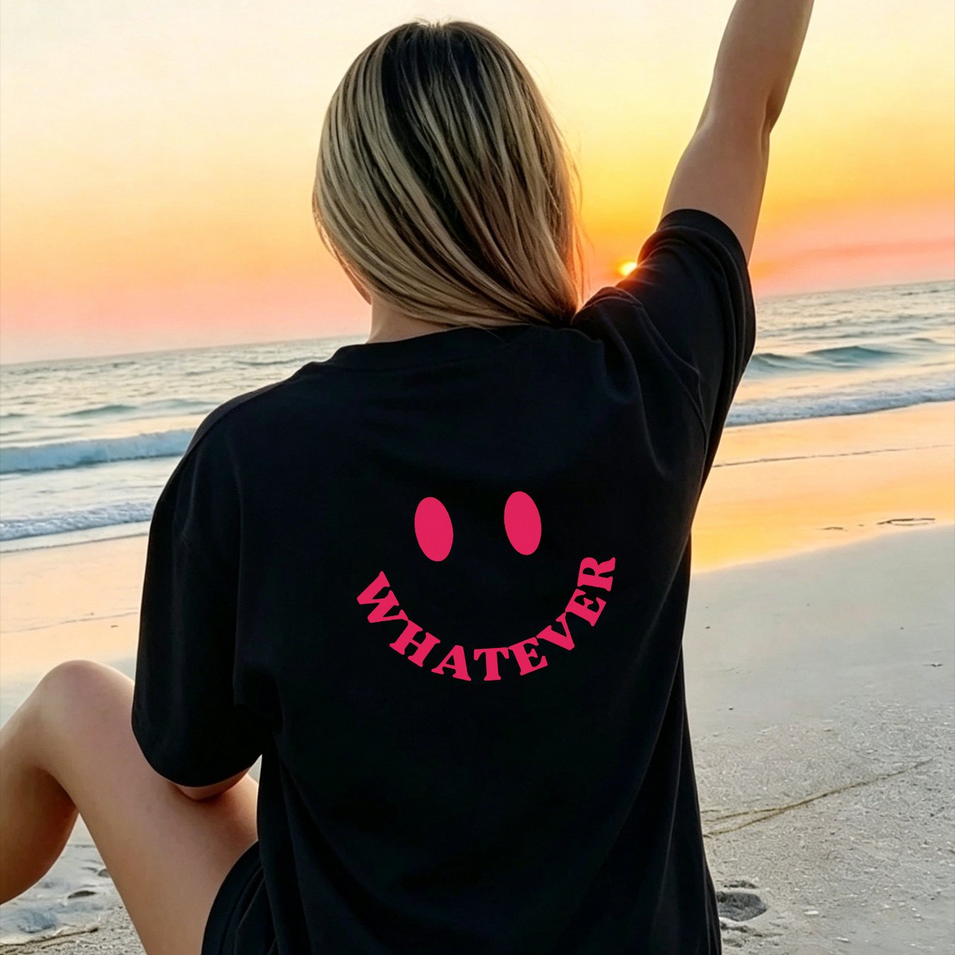 Image of Plus Size - Women's Short-sleeve T-shirt With Pink Face Print - Loose Fit Summer Beach Fashion, Casual Top For Travel, Everyday Wear & Layering, Machine Washable Non-stretch Shirt