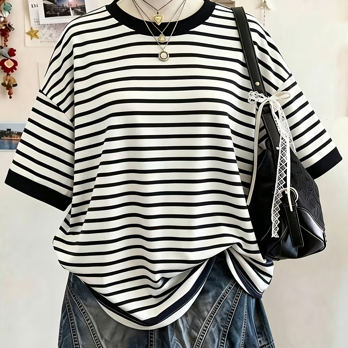 TEMU Black And White Striped Women's Full- Crew Neck Short-sleeve T-shirt, Slim-fit, Figure-flattering, Sportswear, Fashionable And Versatile