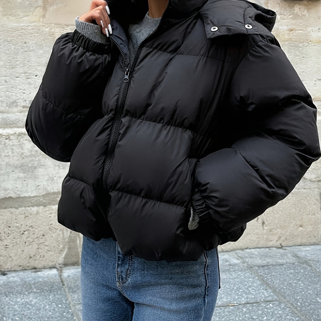 Image of In Winter. Women's Elegant And Stylish Solid Color Zipper Collar, Long Sleeve Hooded Jacket, Jacket Suit