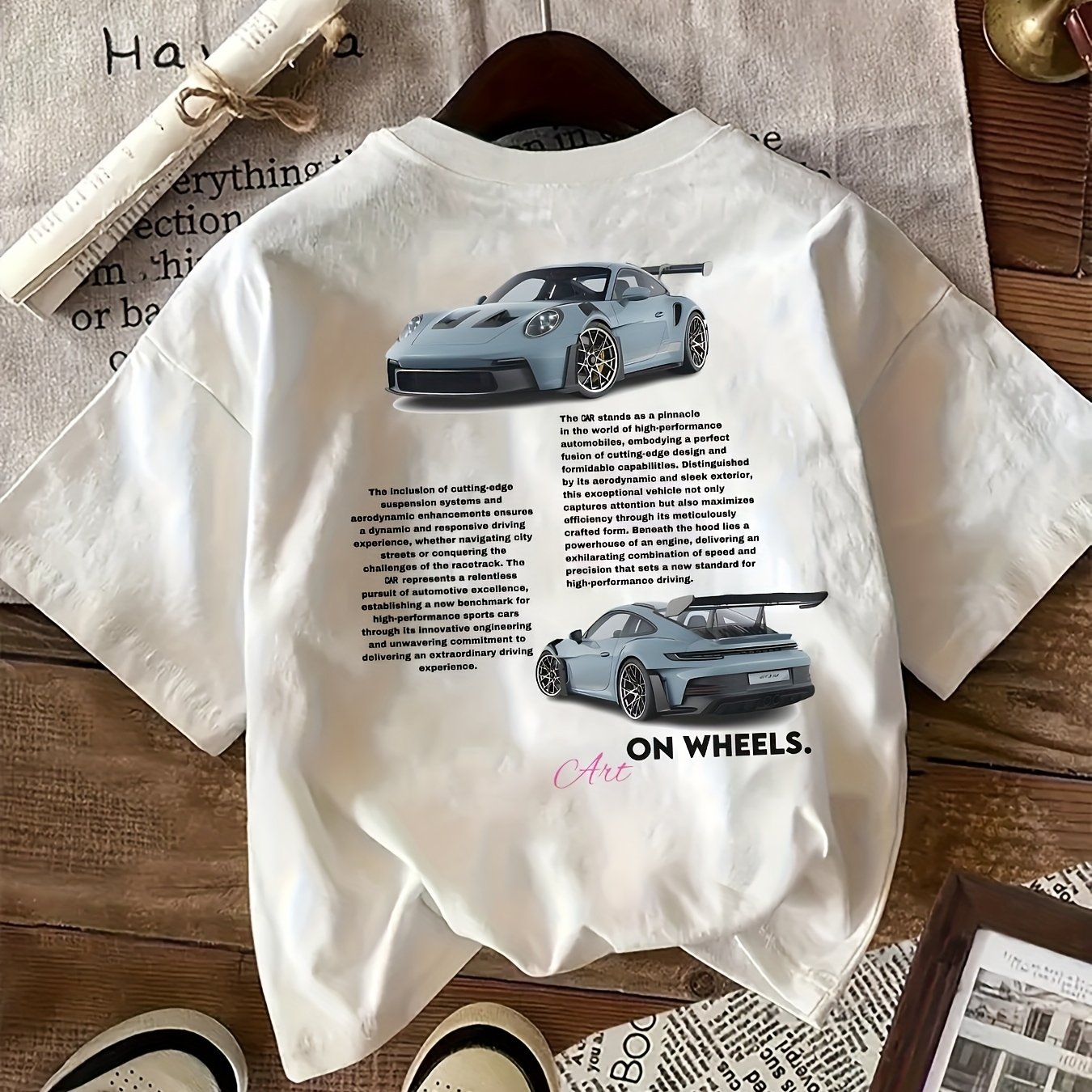 E-shop Damen T-Shirt mit Auto-Print – Lässiges Rundhals-T-Shirt für alle Jahreszeiten, mitteldehnbarer Stoff mit Fahrzeuggrafiken, maschinenwaschbare