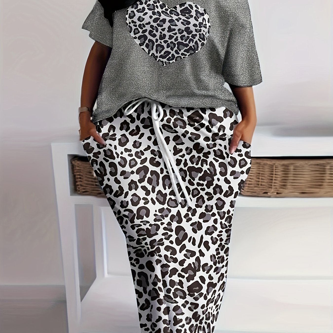 TEMU Plus Size, Plus-size Heart-print Leopard Top   Drawstring Skirt Set