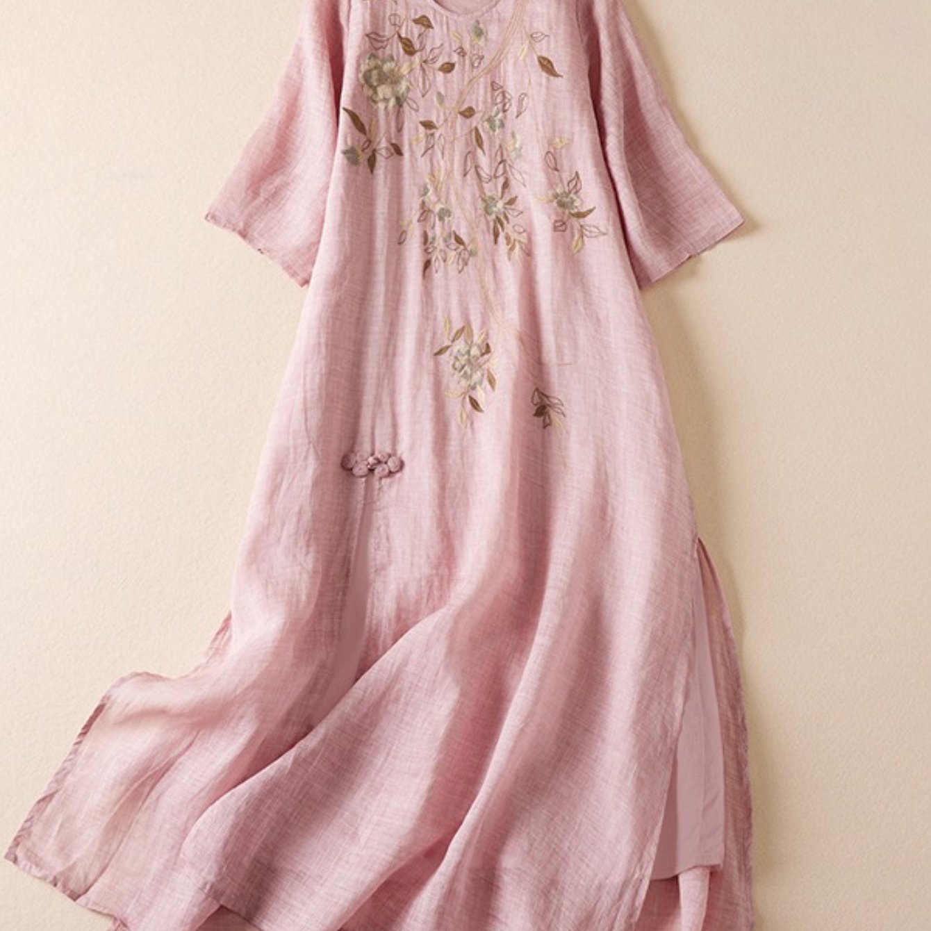 TEMU A Flowing Dress With Artistic Embroidery, Round Neckline, Pullover Style, Five-quarter Sleeves, Elegant And Beautiful Long Dress For Women.