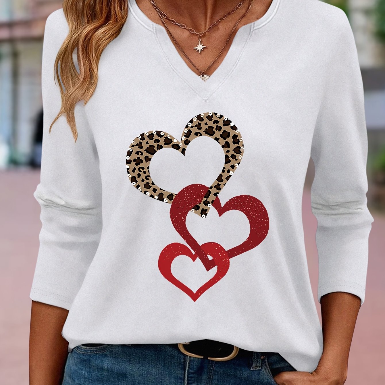 TEMU Leopard Print And Red Heart Pattern Printed European And American Women' Easy Comfortable Casual V-neck 3/4 Sleeve T-shirt