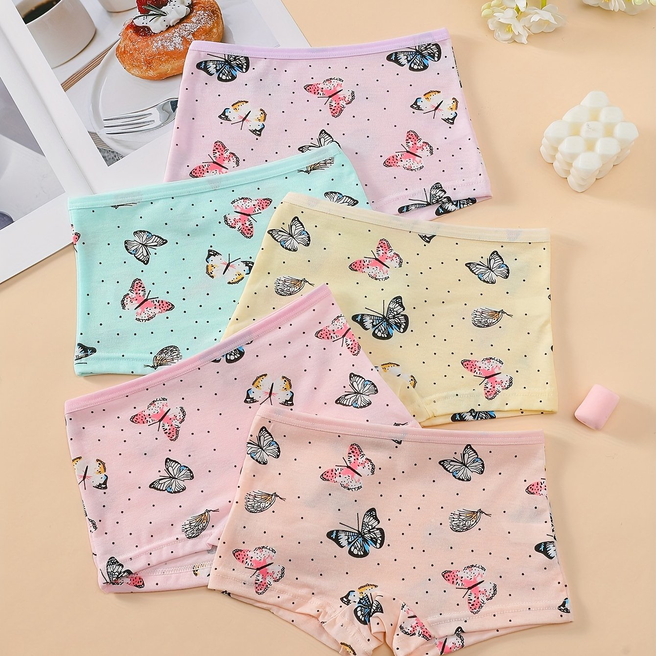 5pcs Of Mixed Color Style Breathable And Soft Girls' Flat Angle Underwear