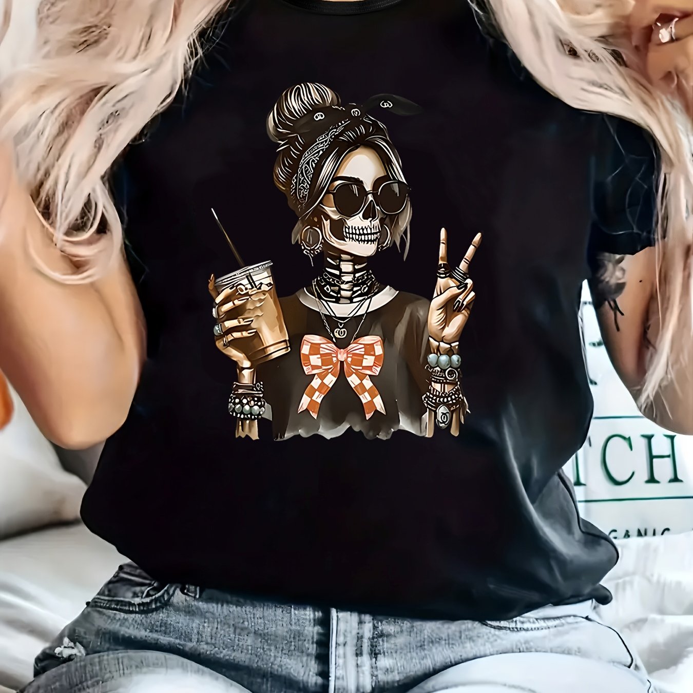 Plus Size - Plus Size - Casual T-shirt For Plus Size Women, Featuring A Round Neck, Short Sleeves, And A Slightly Stretchy Material, Designed For In For