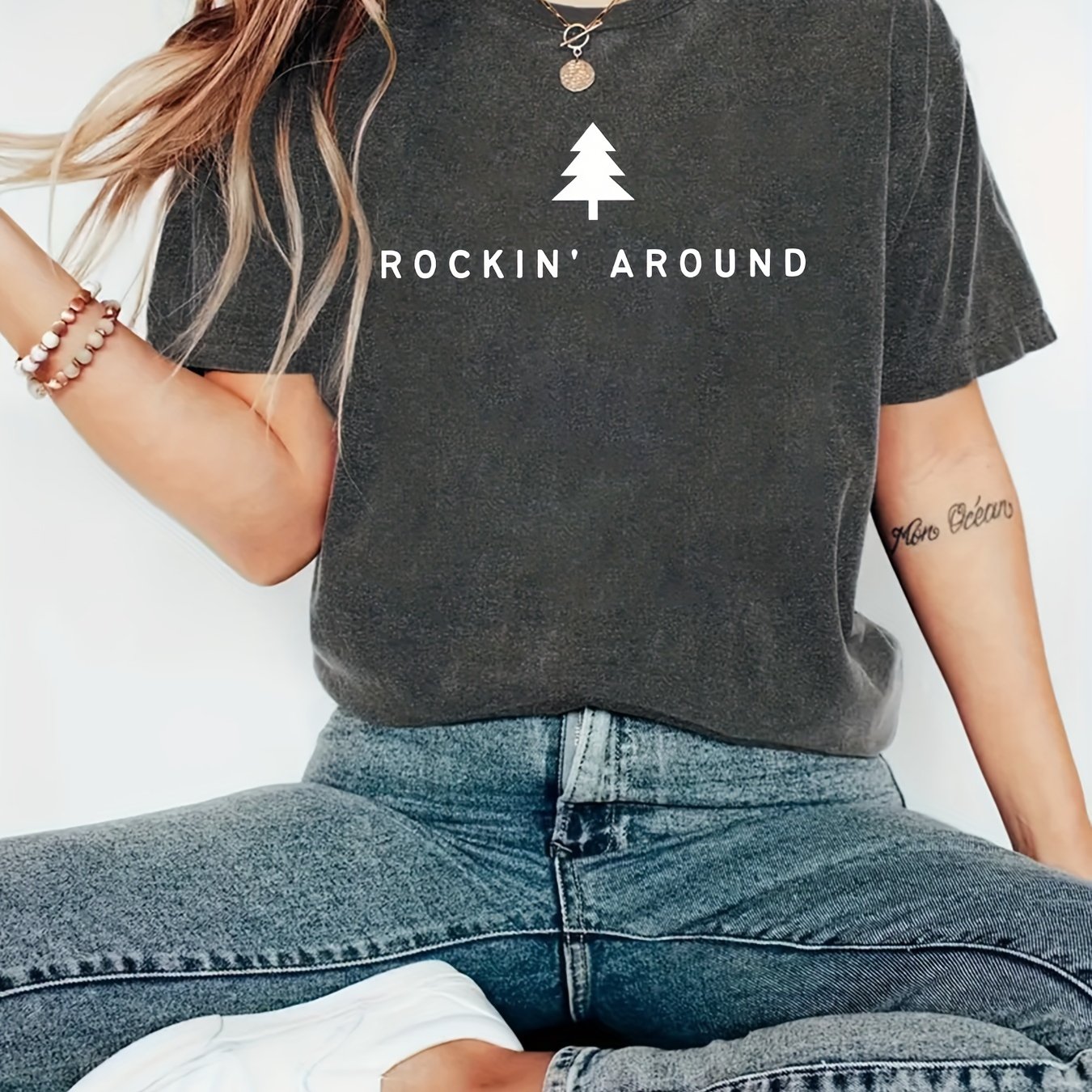 Image of Women's T-shirts Christmas Tree Print Christmas Gifts Casual Inner Wear Clothing