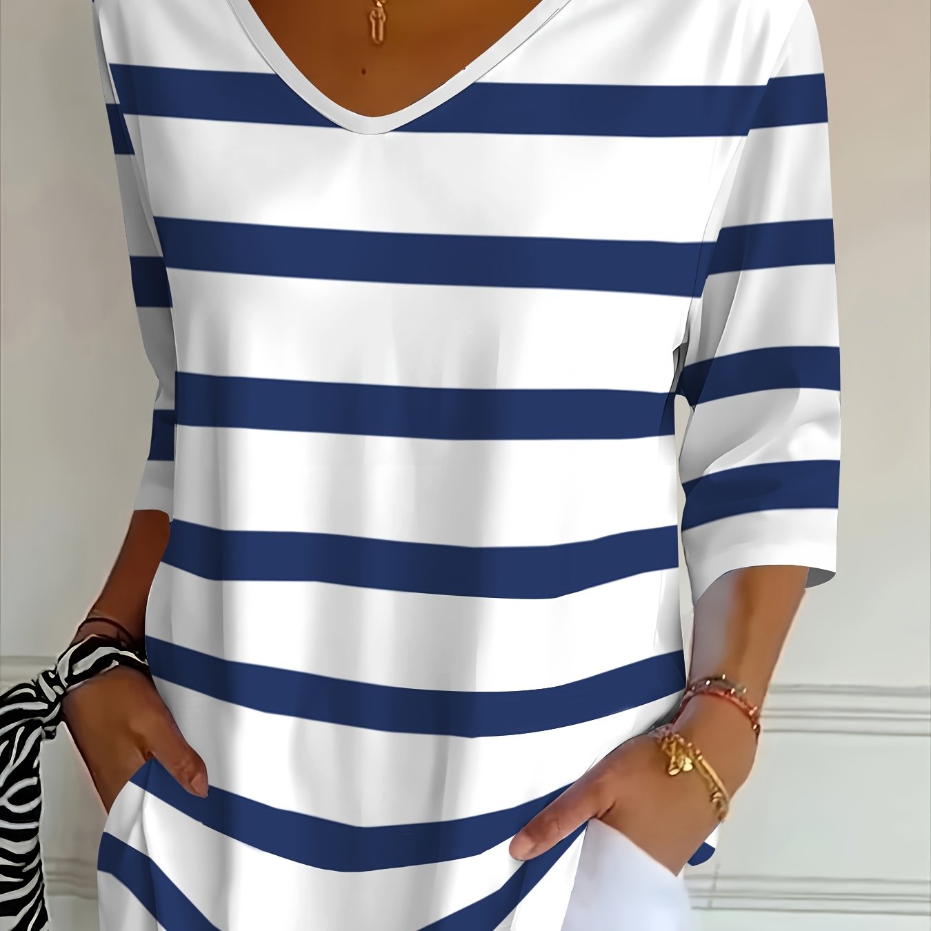 TEMU Casual Fashion Holiday Women's Regular Fit Striped -quarter Sleeve V-neck T-shirt, Top