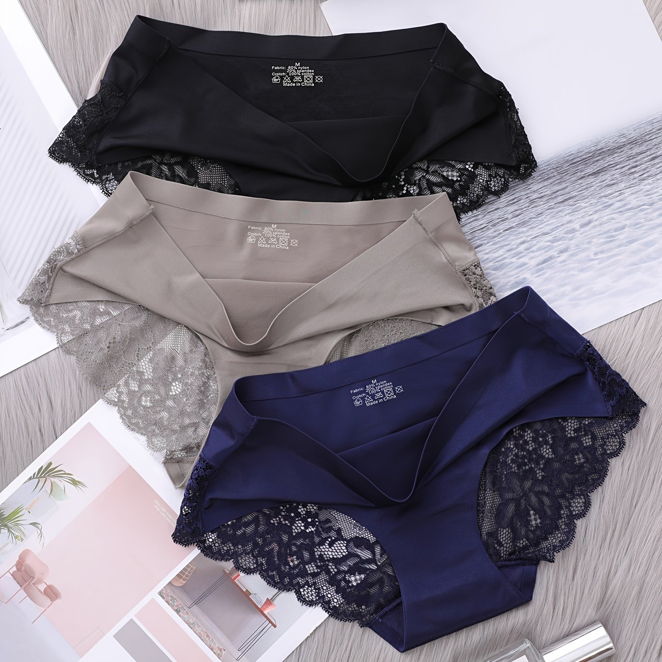 Set Of 3 Women' Lace Low-rise Sexy Solid Color Panties, Triangle Shorts