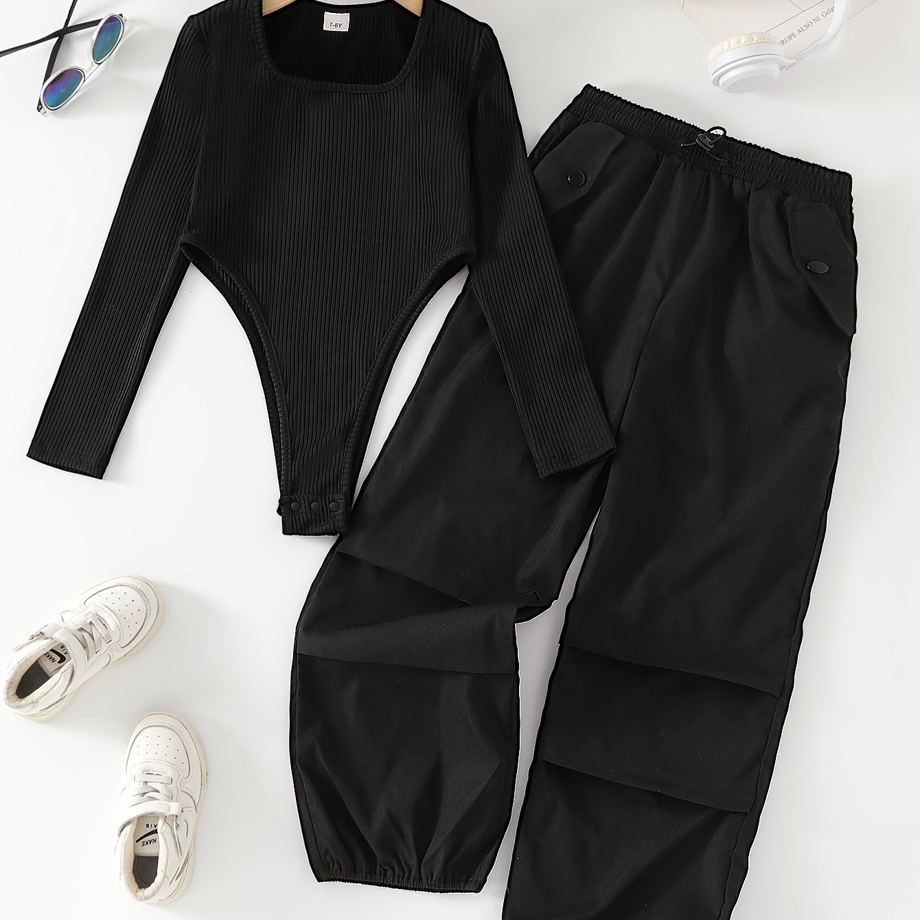 Fashion Outfit For Tween Girls, Slim Fit Square Neck Elastic Long Sleeve Bodysuit Top And Casual Cargo Pants Set, Perfect For Outdoor