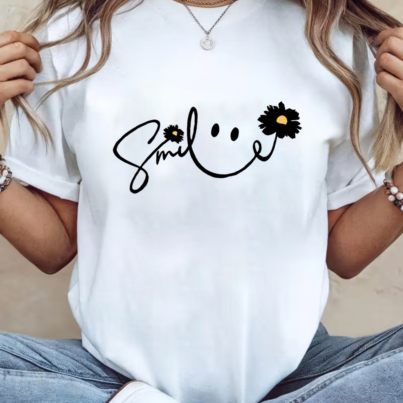 Image of Easy Printed T-shirt, Women's Short Sleeve Top, Retro Personalized Base Shirt, Women's Personalized Round Neck T-shirt, Soft Fabric, Loose Fit, Machine Washable