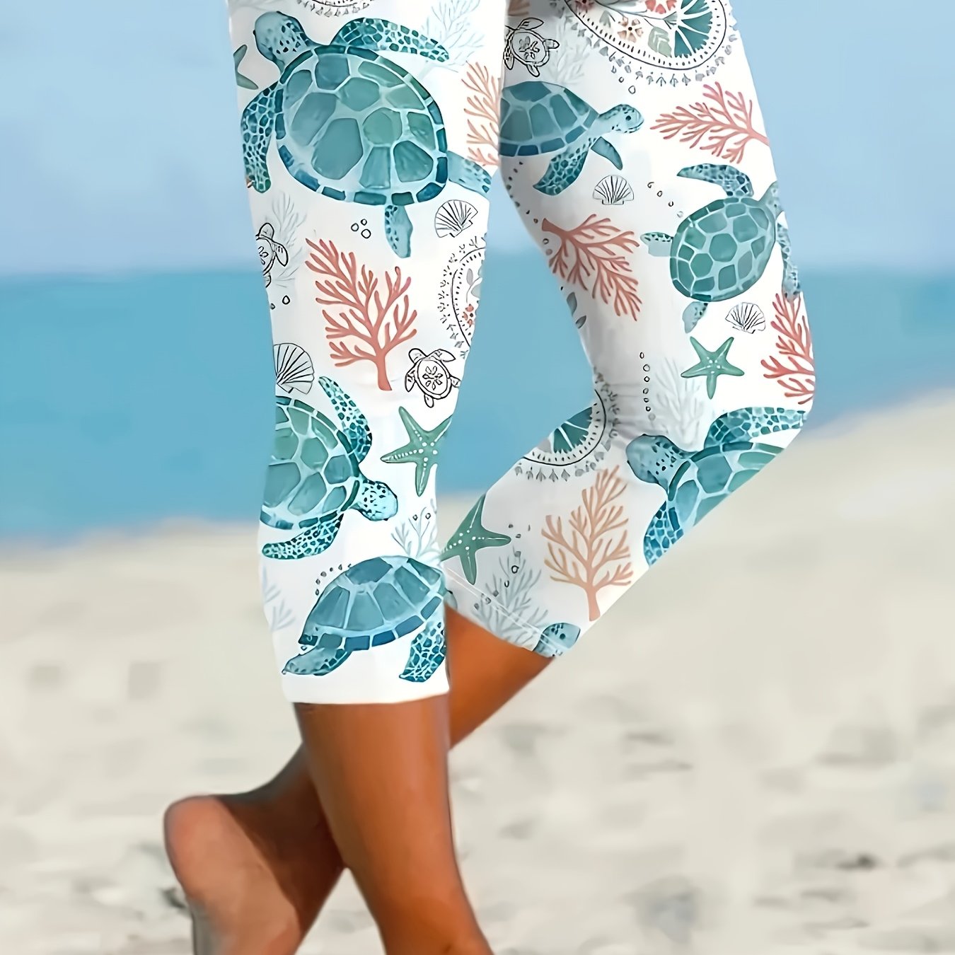 Plus Size - Plus Size - Women's Stylish Printed Fitted Three-quarter Leggings