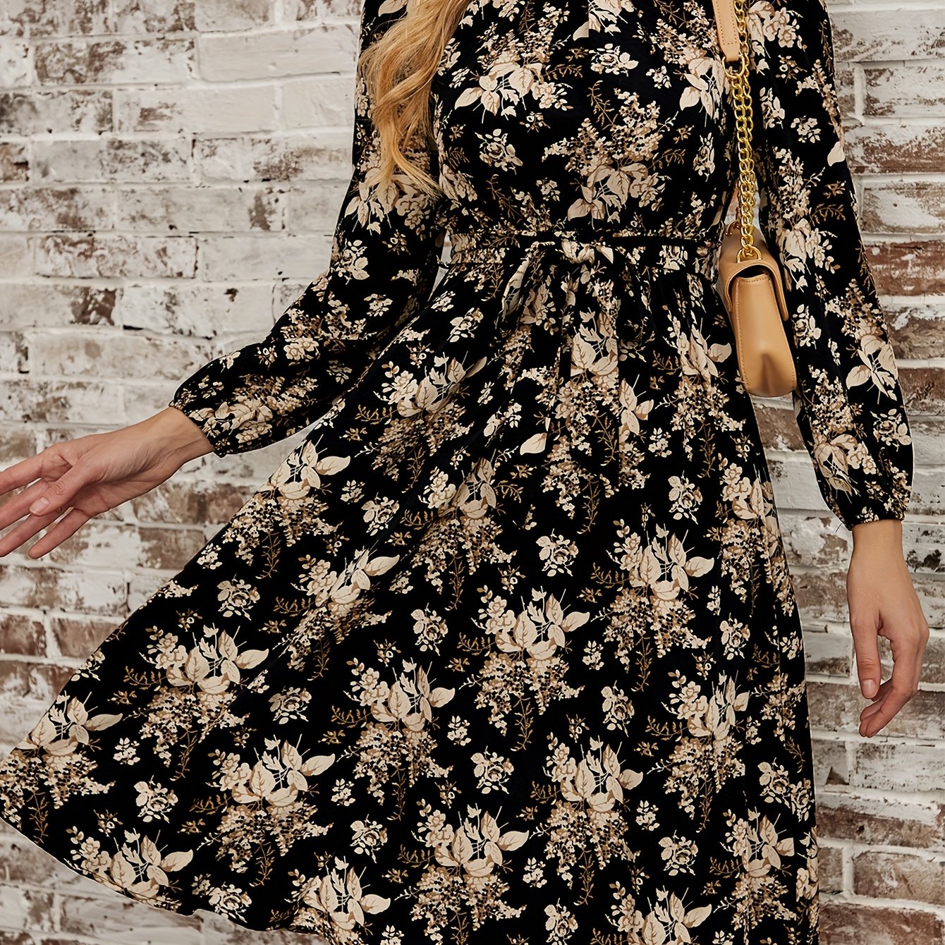 E-shop Elegantes Damen Maxikleid mit Blumenmuster, Herbst- und Winter-Damenkleid