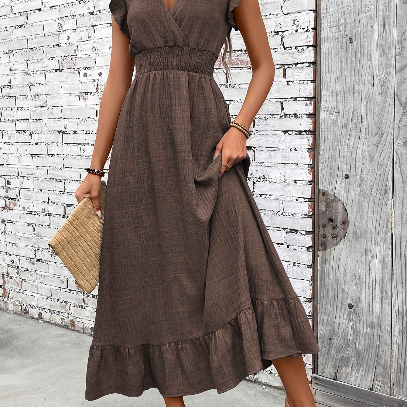 Image of Women's Casual Minimalist Style Waist-cinching Maxi Dress, Suitable For Leisure And Vacation