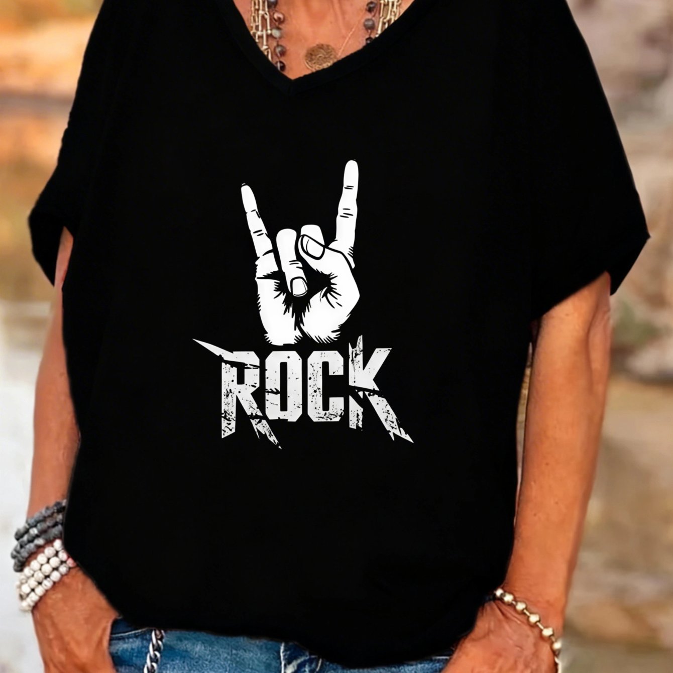 TEMU Plus Size, Casual Rock Style Women's T-shirt With Hand Sign And Rock Text Graphic For Casual Attire And Music Events Perfect Gift For Rock Music